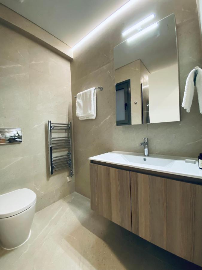 Athens Riviera 2-Bed Apt & Pool Access #Unoblu Eksteriør billede