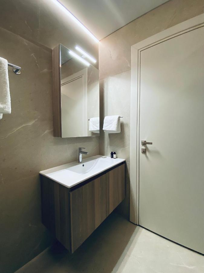 Athens Riviera 2-Bed Apt & Pool Access #Unoblu Eksteriør billede